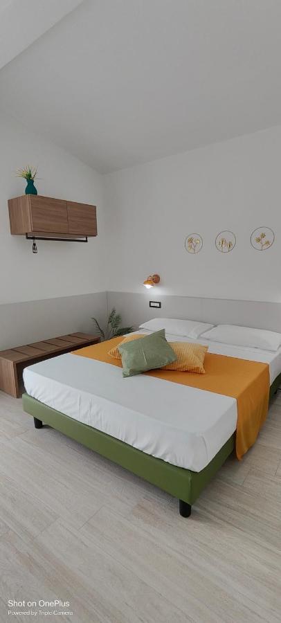 Large Double or Twin Room,1466153303:JPEG